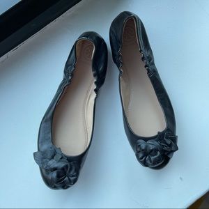 black tory burch flower flats